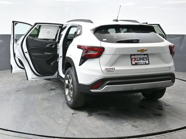 New 2026 Chevrolet Trax LT w/ Driver Confidence Package image 54