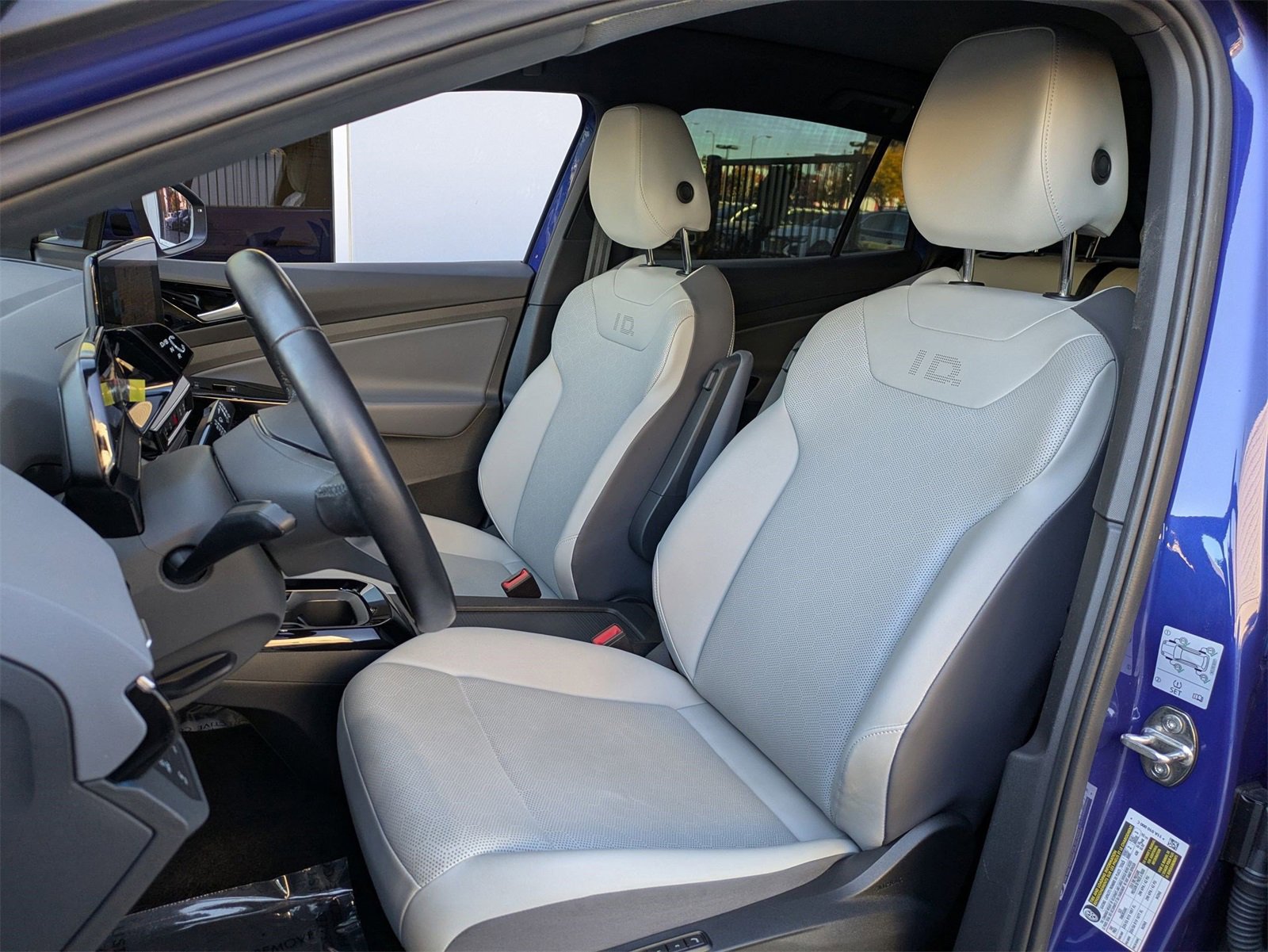 Used 2022 Volkswagen ID.4 Pro S image 30