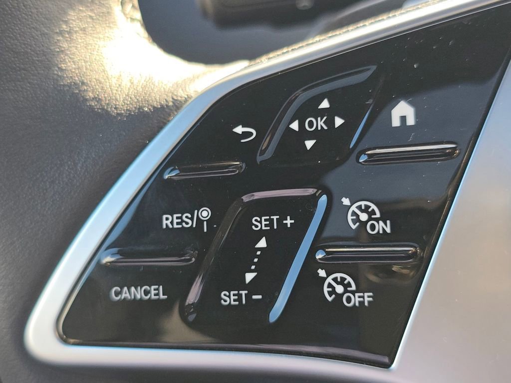 Certified 2026 Mercedes-Benz GLB 250 4MATIC image 33