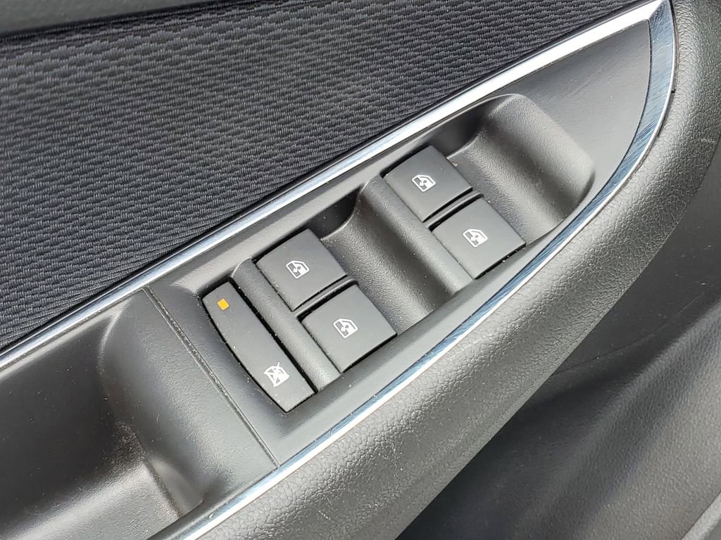 Used 2018 Chevrolet Cruze LT FWD image 20