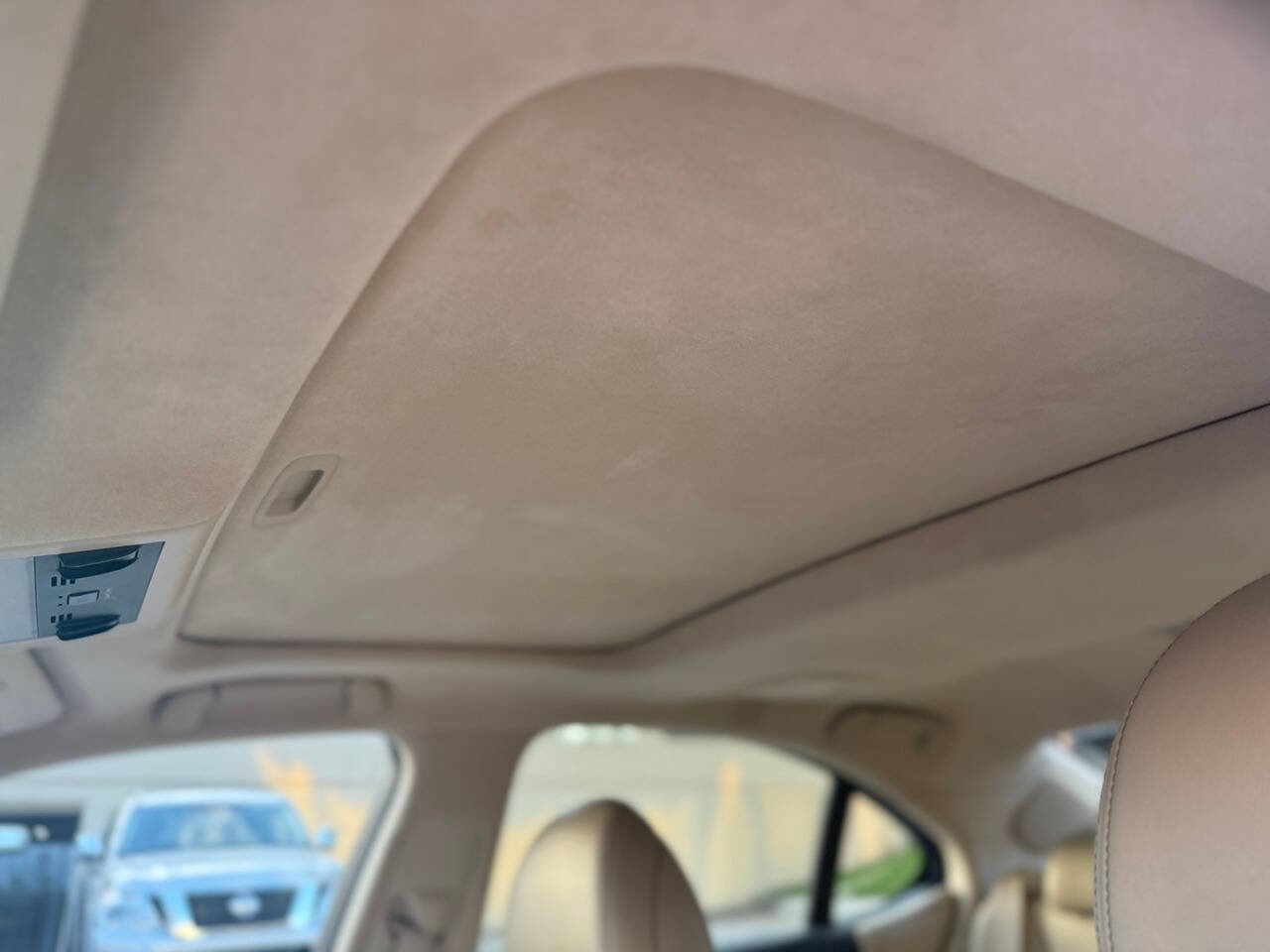 Used 2013 Lexus LS 460 w/ Comfort Pkg image 44