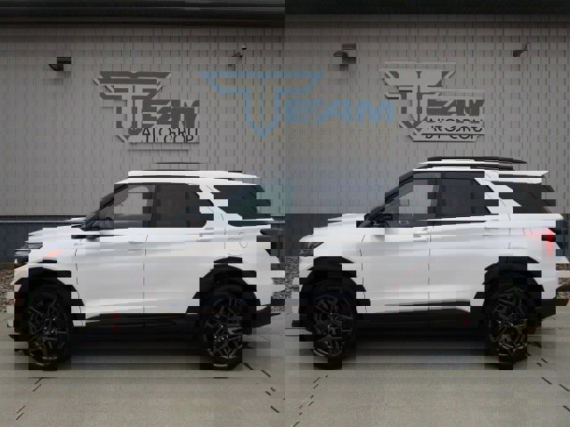 New 2026 Ford Explorer ST-Line w/ ST-Line Street Pack image 4