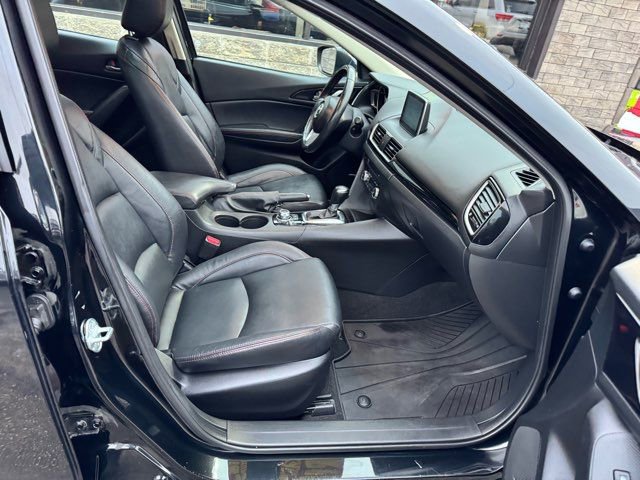 Used 2015 MAZDA MAZDA3 i Grand Touring image 32