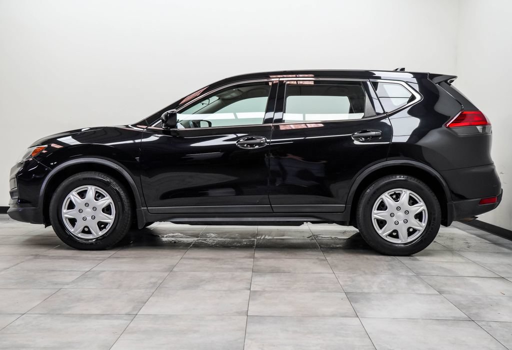 Used 2017 Nissan Rogue S FWD image 8
