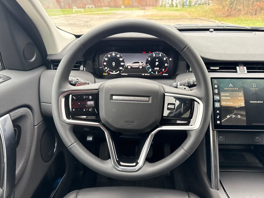 New 2025 Land Rover Discovery Sport S image 19