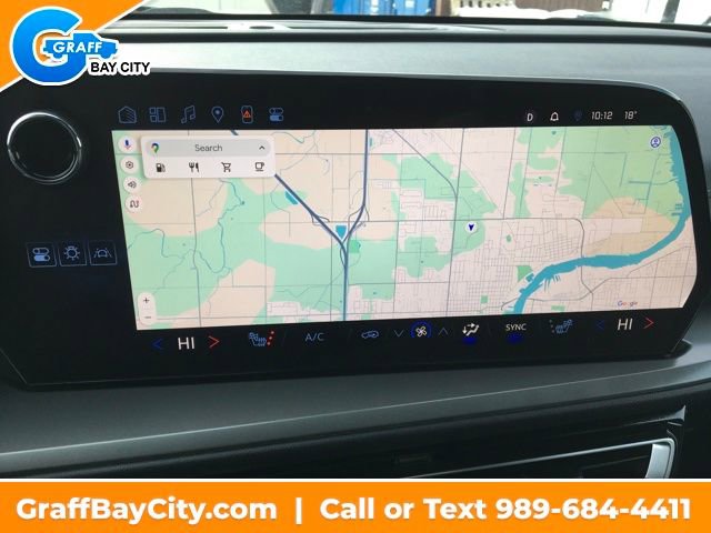 Used 2024 Chevrolet Traverse LT image 19