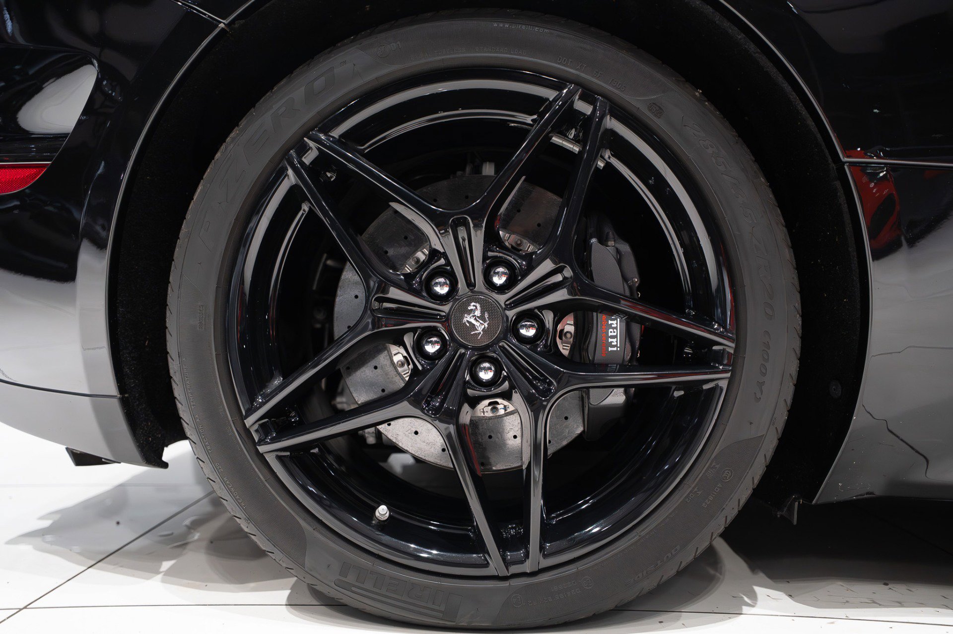 Used 2015 Ferrari California T image 48