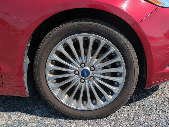 Used 2015 Ford Fusion Titanium image 11
