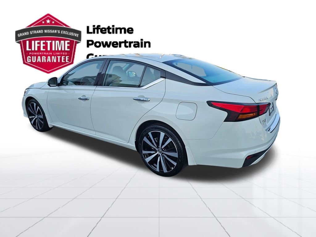 Used 2021 Nissan Altima 2.5 Platinum image 3
