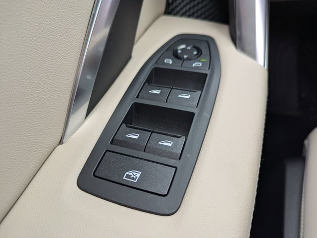 Used 2024 BMW X1 xDrive28i AWD/4WD image 25