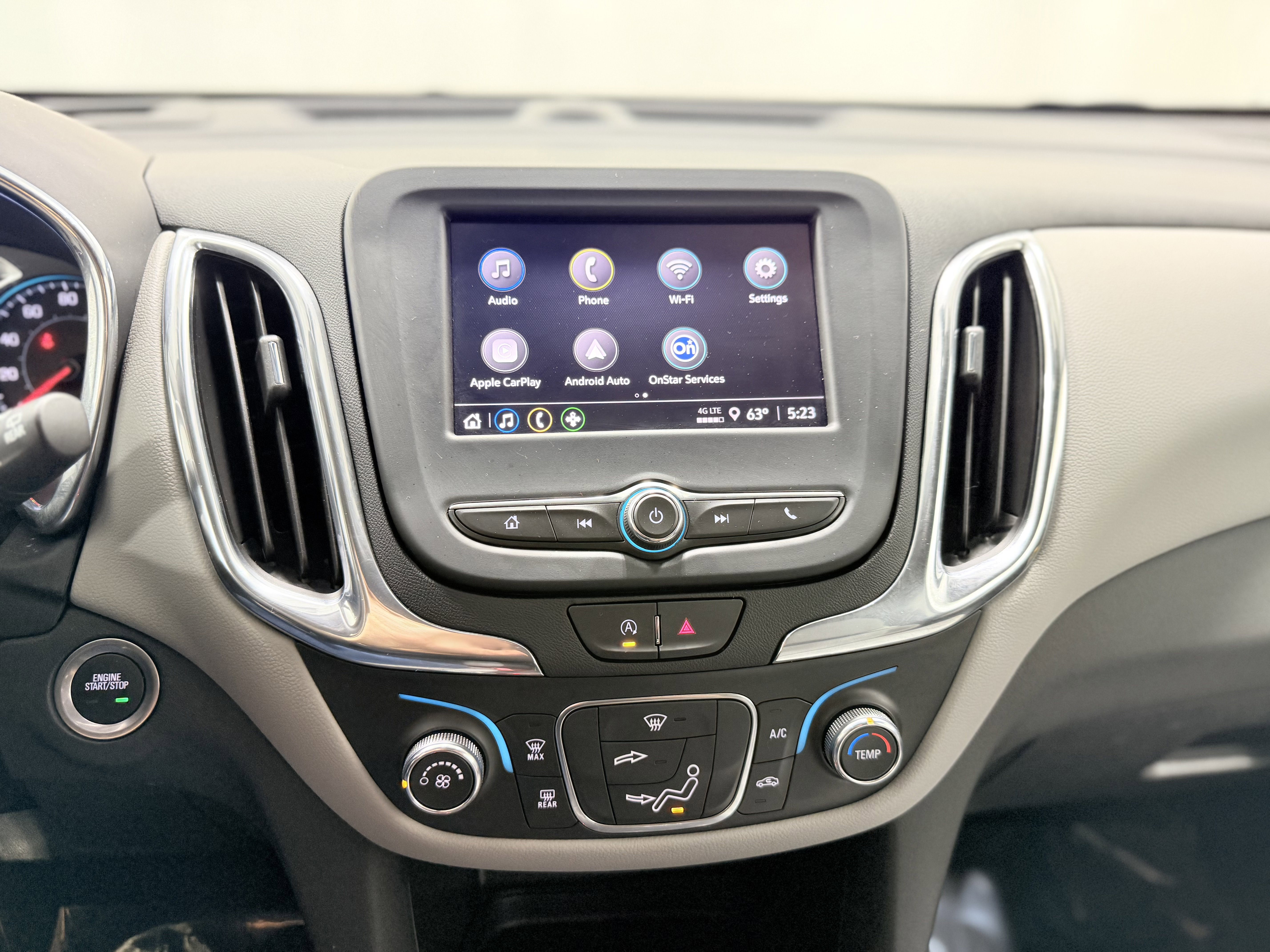 Certified 2024 Chevrolet Equinox LS w/ LS Convenience Package image 17