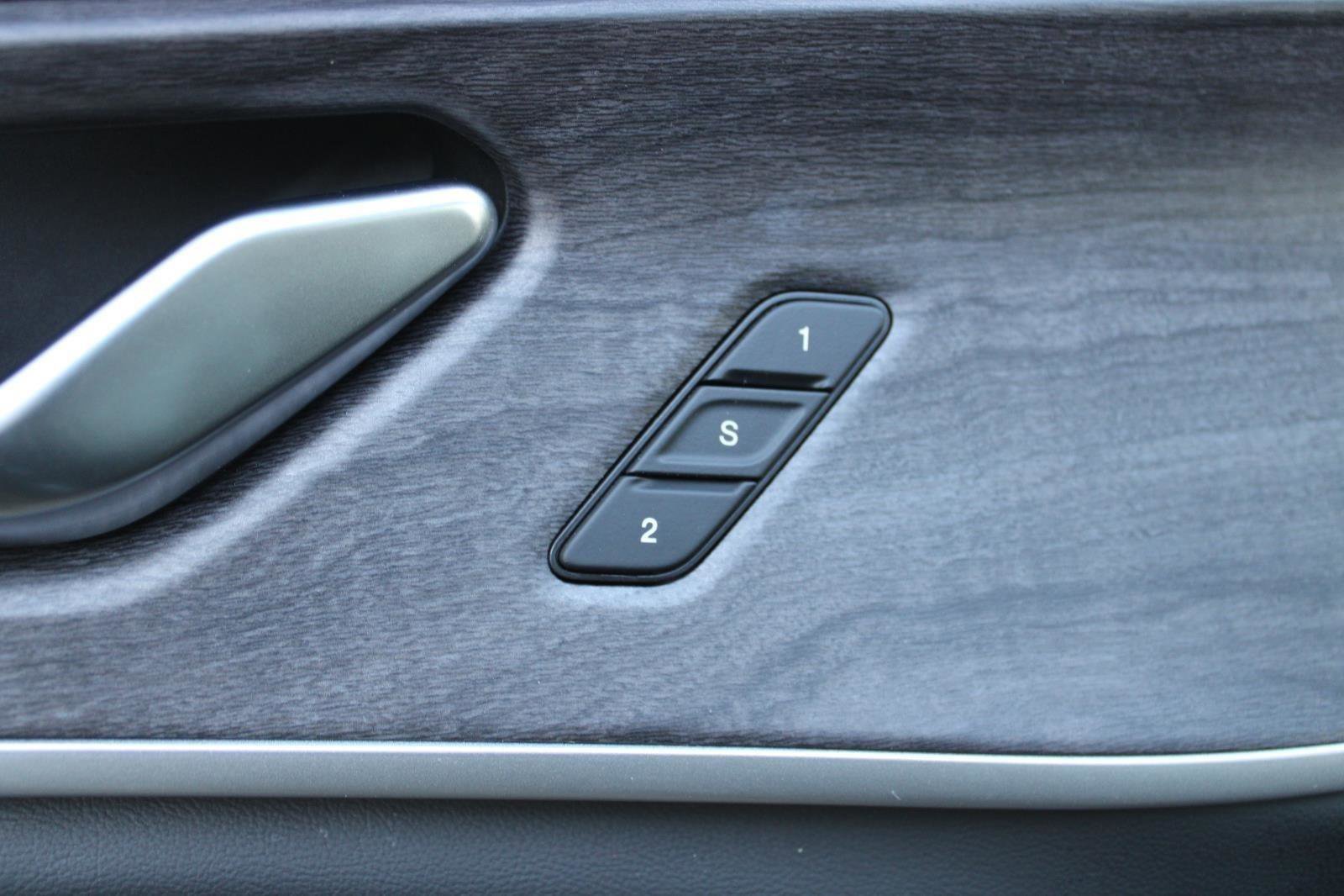 Used 2021 Jeep Grand Cherokee L Limited image 45