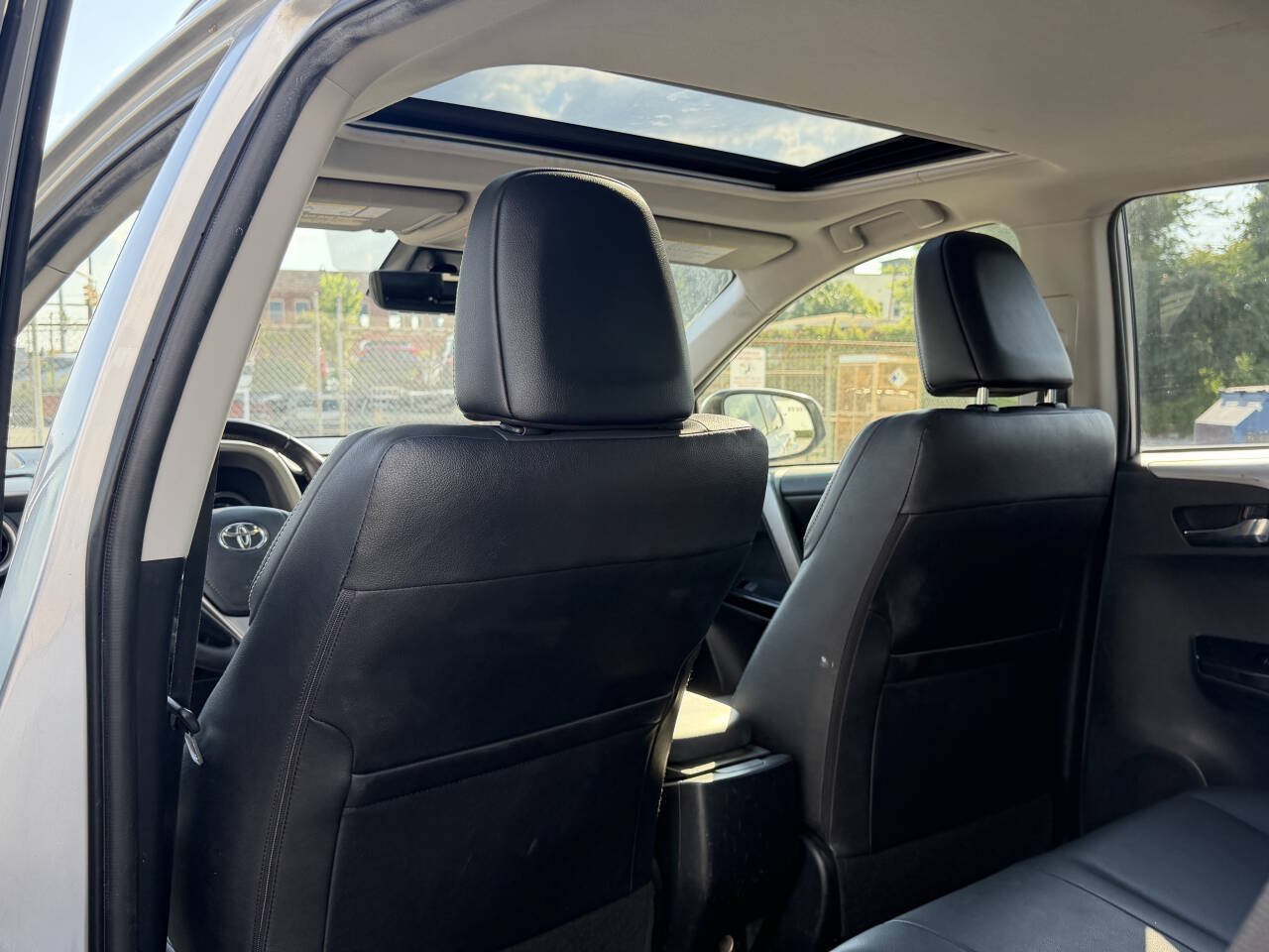 Used 2016 Toyota RAV4 Limited AWD/4WD image 20