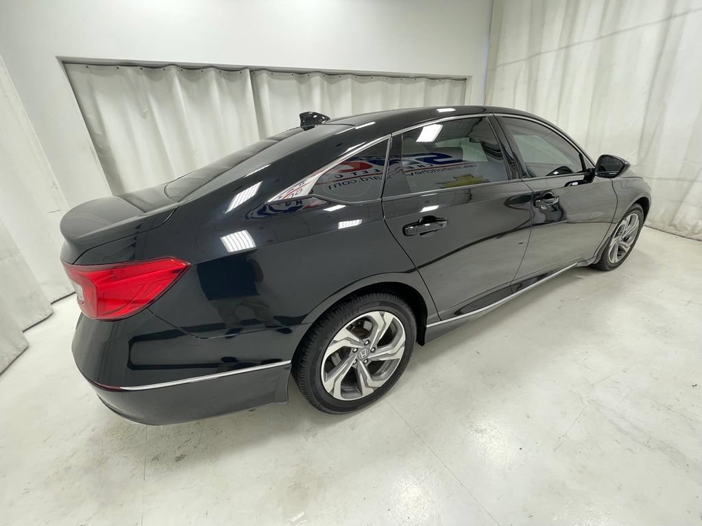 Used 2019 Honda Accord EX image 4