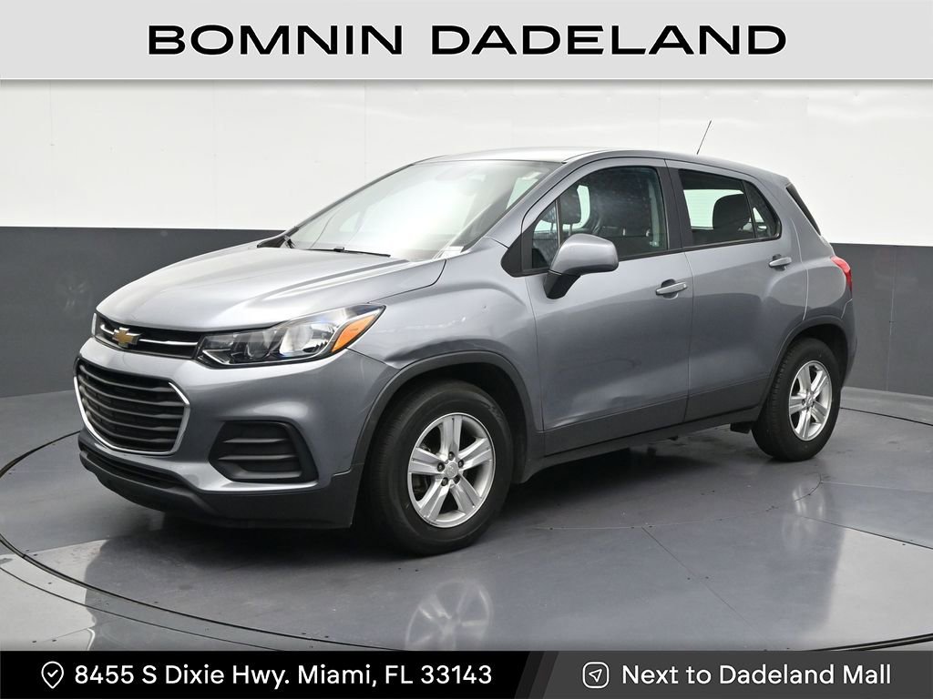Used 2020 Chevrolet Trax LS image 1