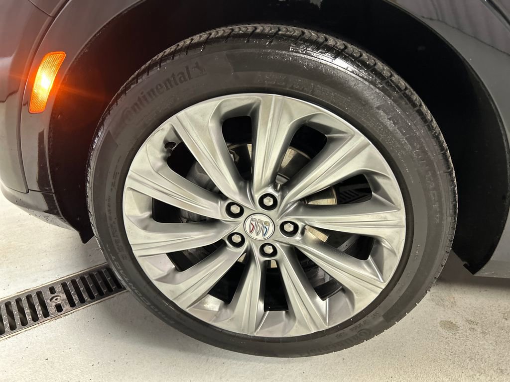 Used 2024 Buick Envista Avenir image 9