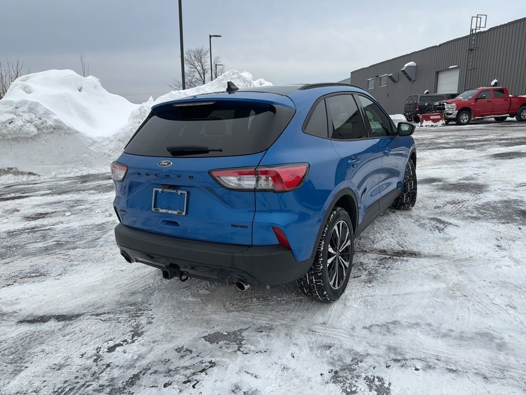 Used 2021 Ford Escape SEL w/ SEL Stealth AWD Package image 8