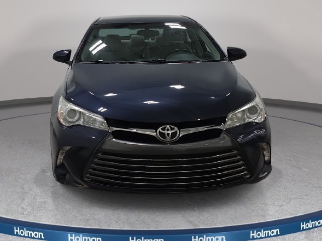 Used 2016 Toyota Camry LE FWD image 3