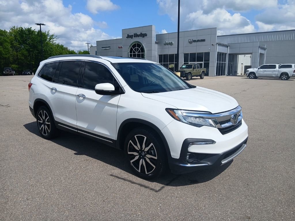 Used 2020 Honda Pilot Touring image 2