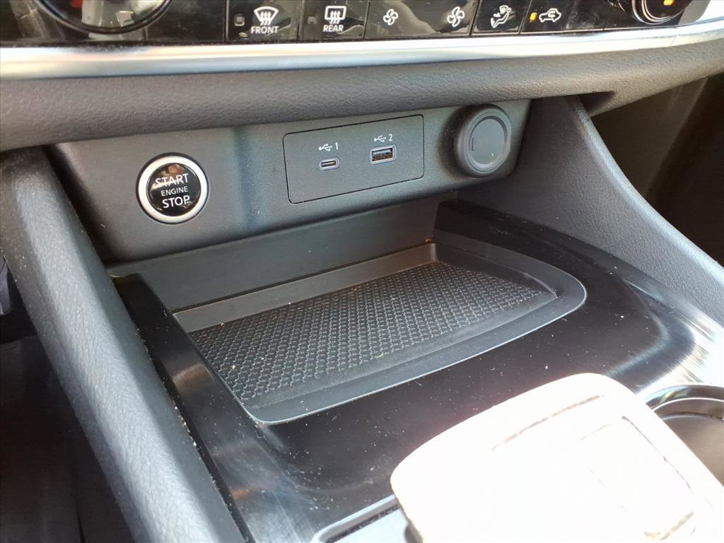 Used 2023 Nissan Rogue SV AWD/4WD image 29