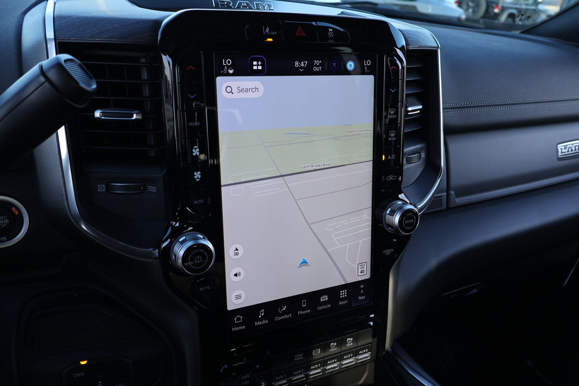 New 2027 RAM 3500 Laramie AWD/4WD image 7