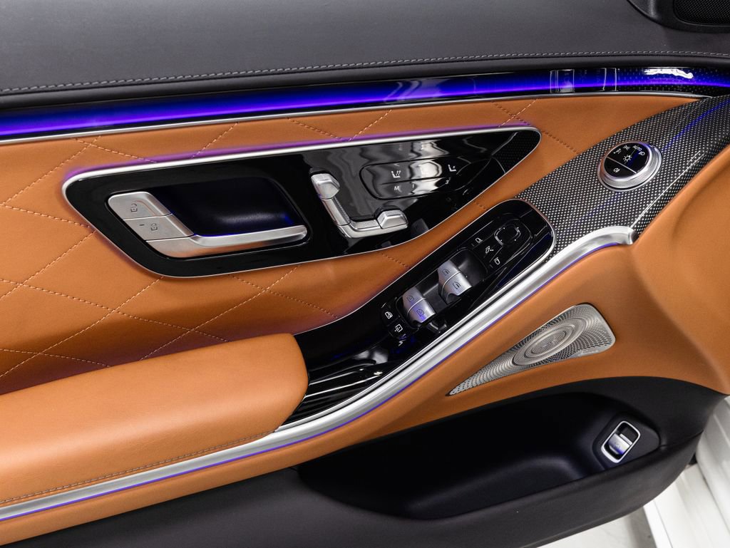 Certified 2023 Mercedes-Benz S 580e 4MATIC Sedan image 6