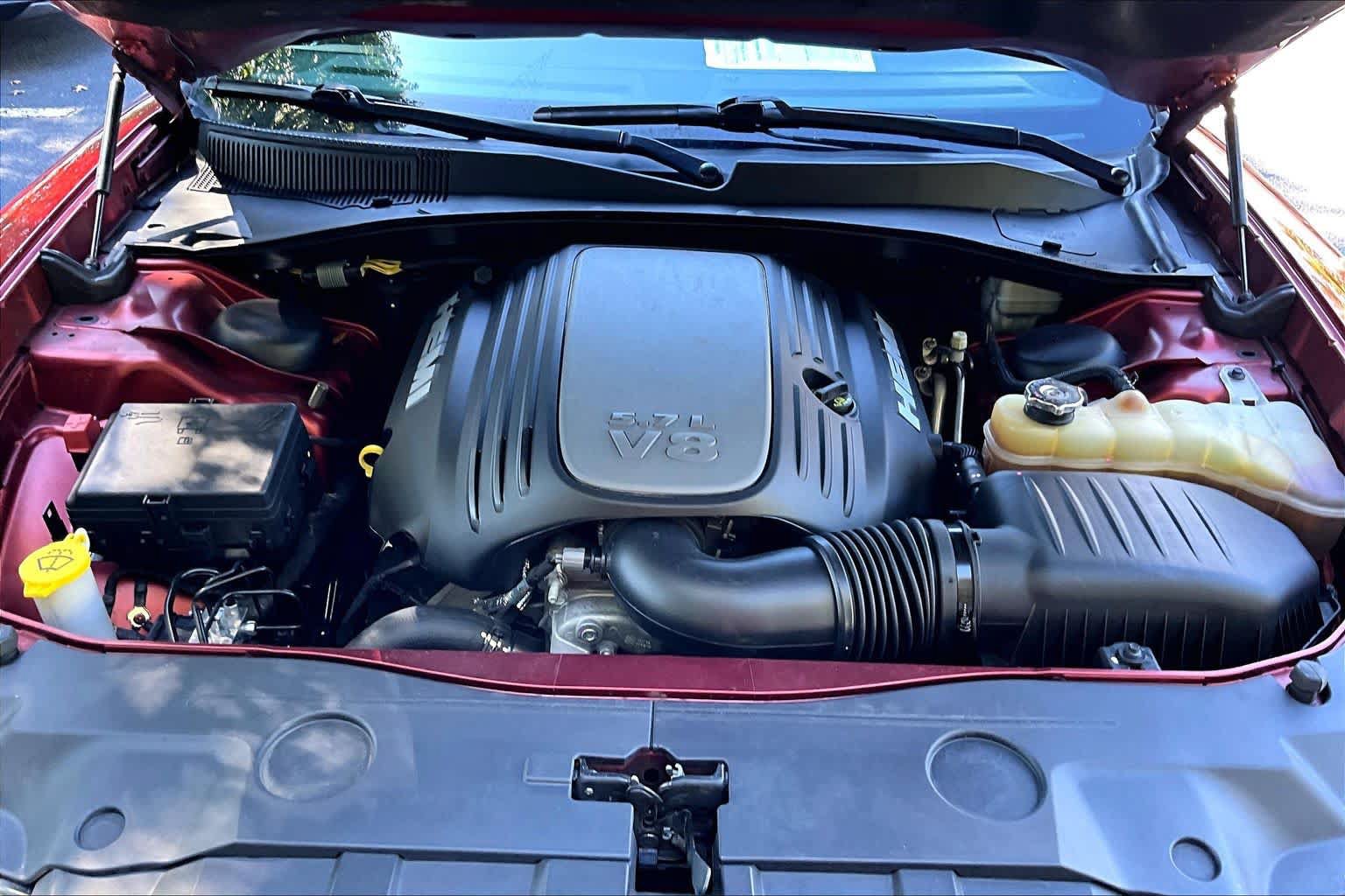 Used 2014 Dodge Charger R/T RWD image 32
