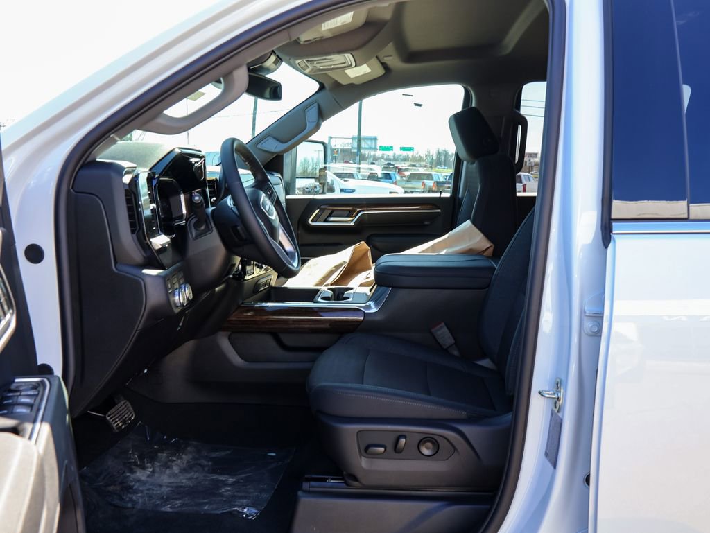 New 2026 GMC Sierra 3500 SLE image 5