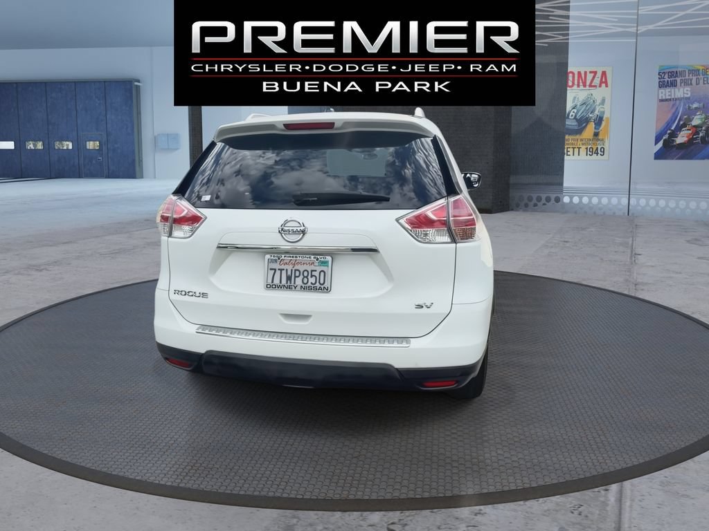 Used 2016 Nissan Rogue SV FWD image 7