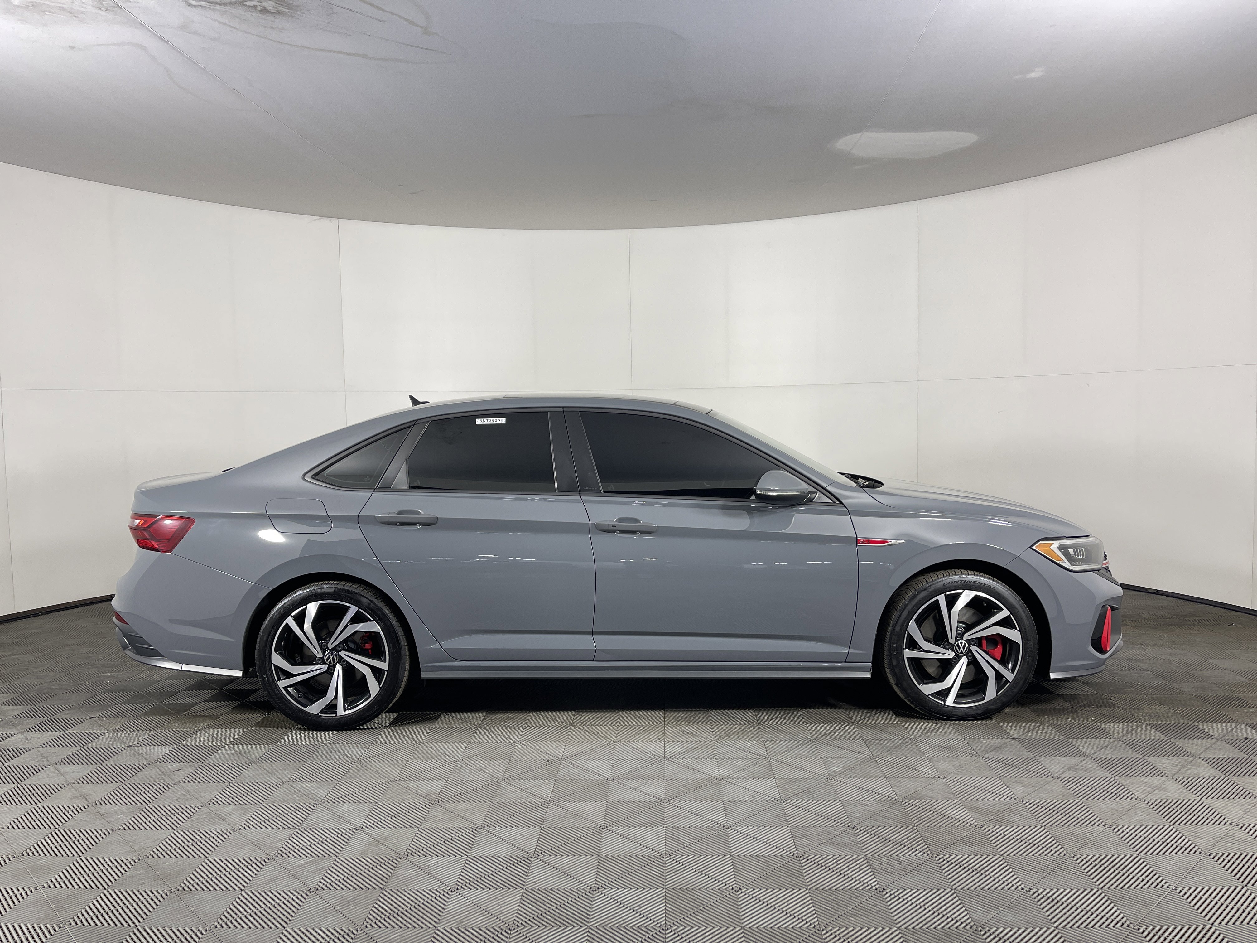Used 2022 Volkswagen Jetta GLI Autobahn image 5