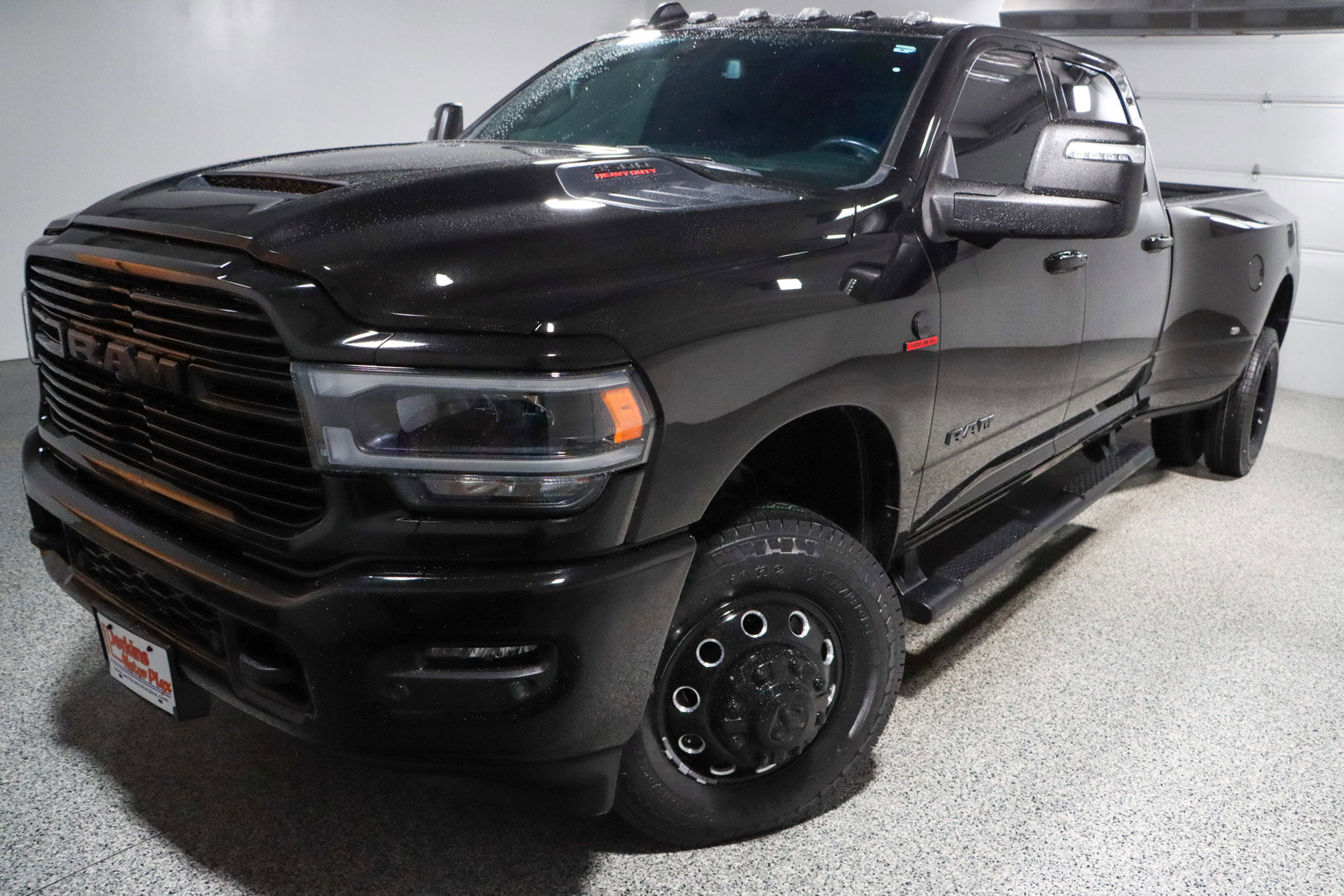 Used 2024 RAM 3500 Laramie w/ Night Edition AWD/4WD image 30