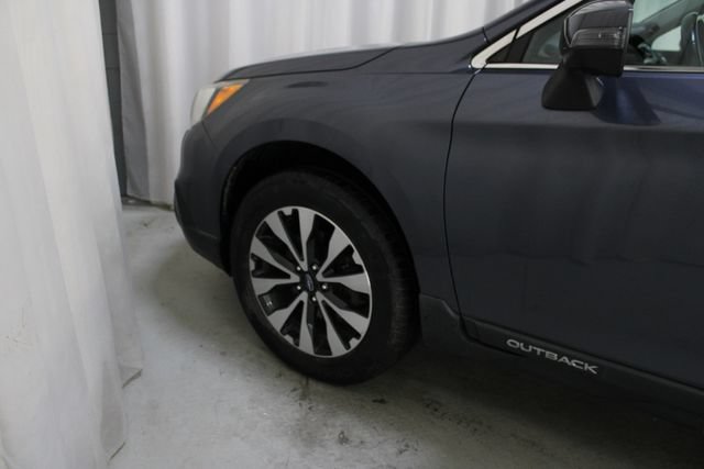 Used 2016 Subaru Outback 2.5i Limited AWD/4WD image 36