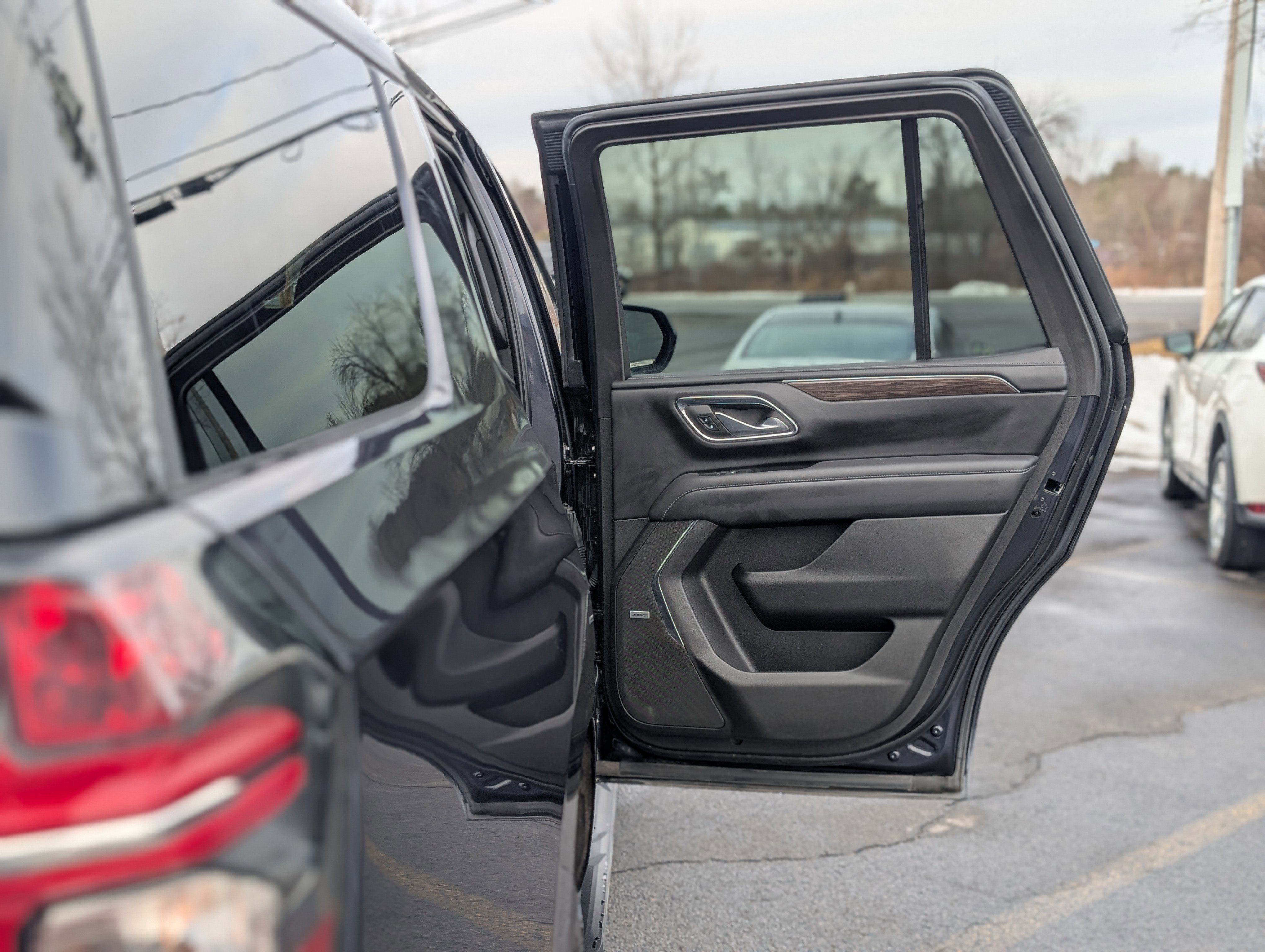 Used 2022 Chevrolet Tahoe LT image 44