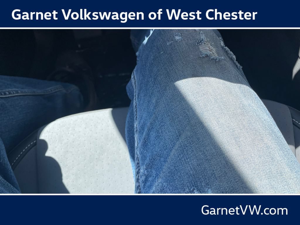 New 2026 Volkswagen Jetta SE FWD image 25