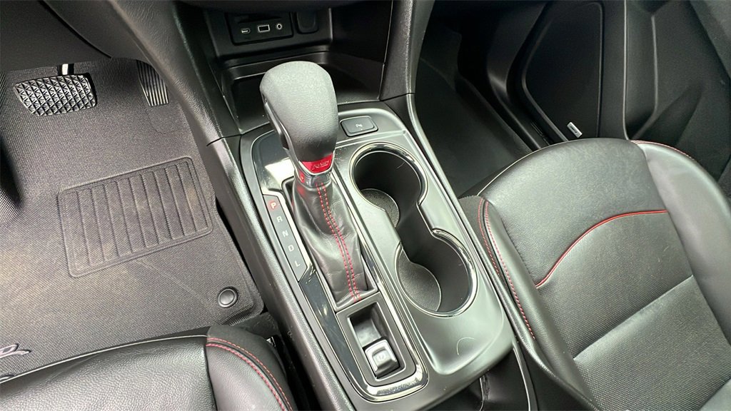 Used 2022 Chevrolet Equinox RS w/ RS Leather Package image 28