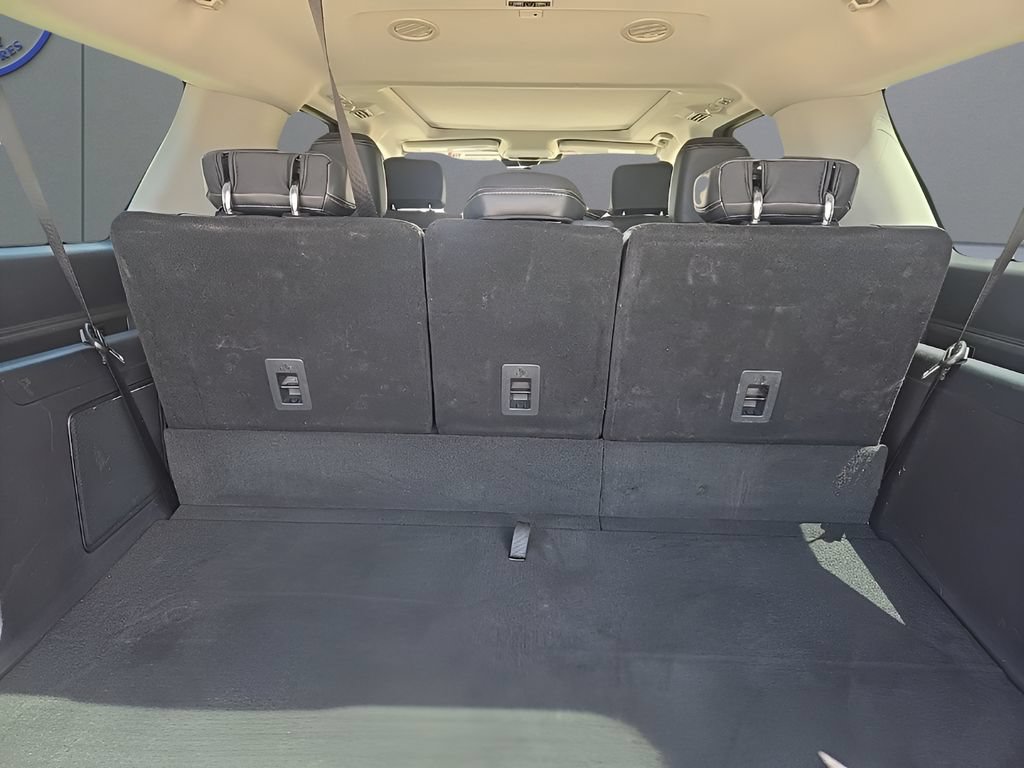 Used 2025 Ford Expedition Max Platinum AWD/4WD image 29