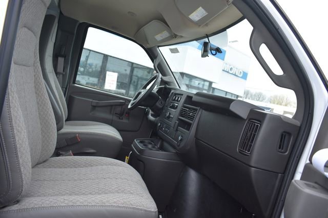 New 2025 Chevrolet Express 3500 w/ Power Convenience Package image 13