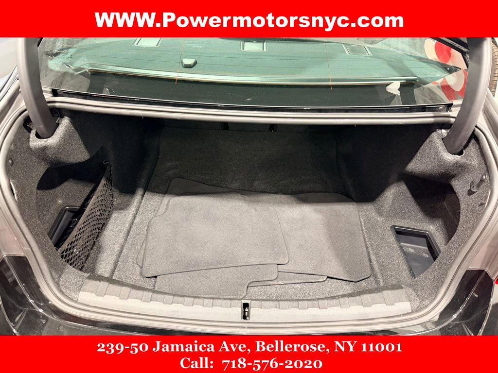 Used 2025 BMW 330i xDrive Sedan image 8