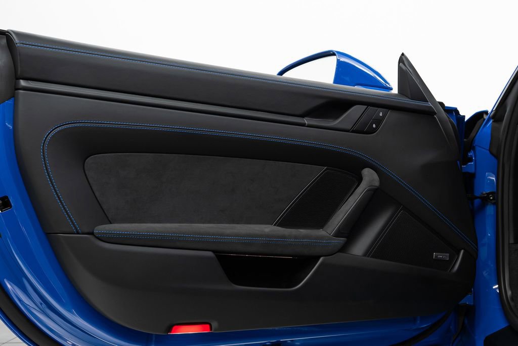 Used 2025 Porsche 911 GT3 image 27