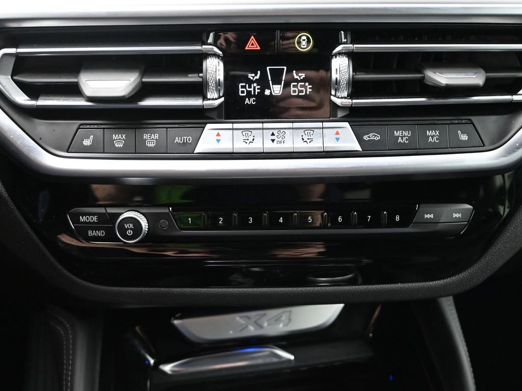 Used 2025 BMW X4 xDrive30i image 21