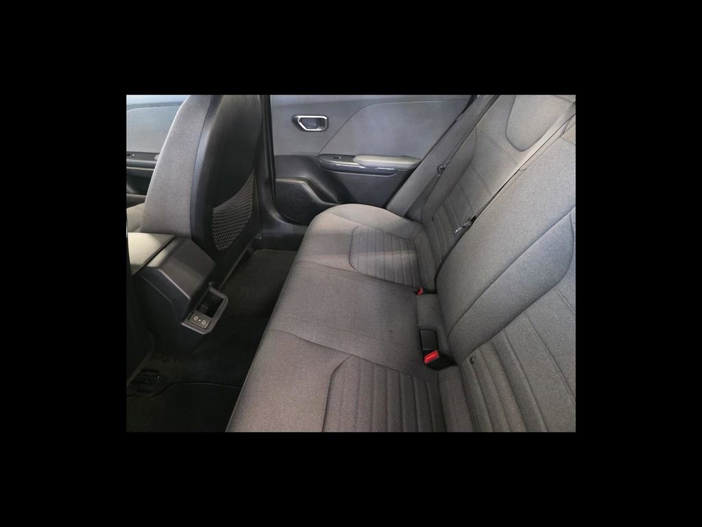 Used 2025 Kia K4 EX FWD image 17