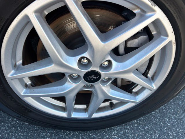 Used 2024 Ford Edge SEL AWD/4WD image 9