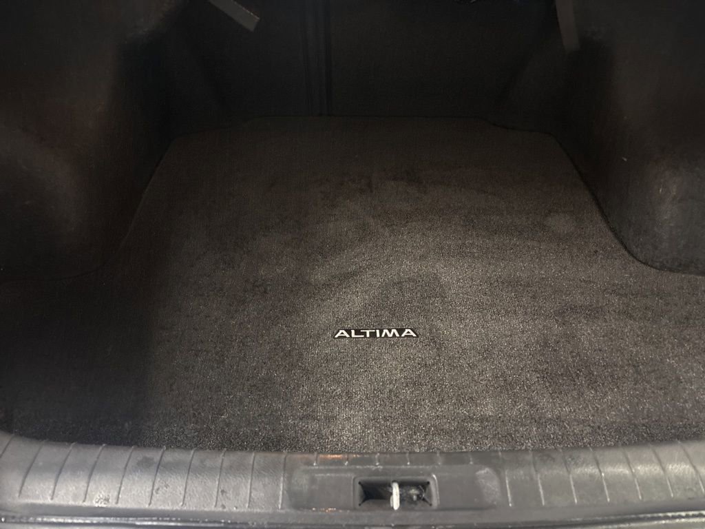 Used 2013 Nissan Altima 2.5 SL w/ Technology Pkg image 12