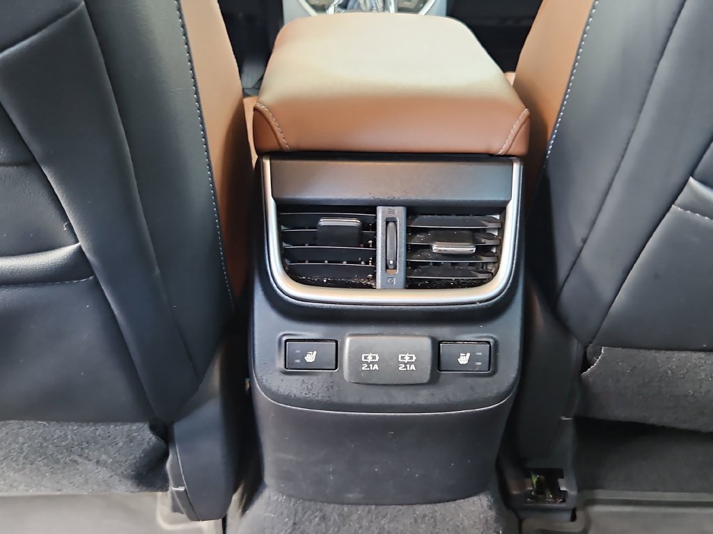 Used 2020 Subaru Outback Touring XT AWD/4WD image 31