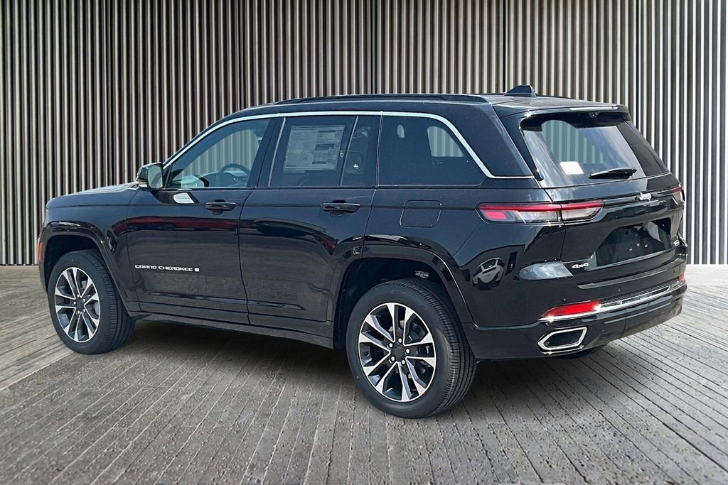 New 2025 Jeep Grand Cherokee Overland w/ Luxury Tech Group IV image 3