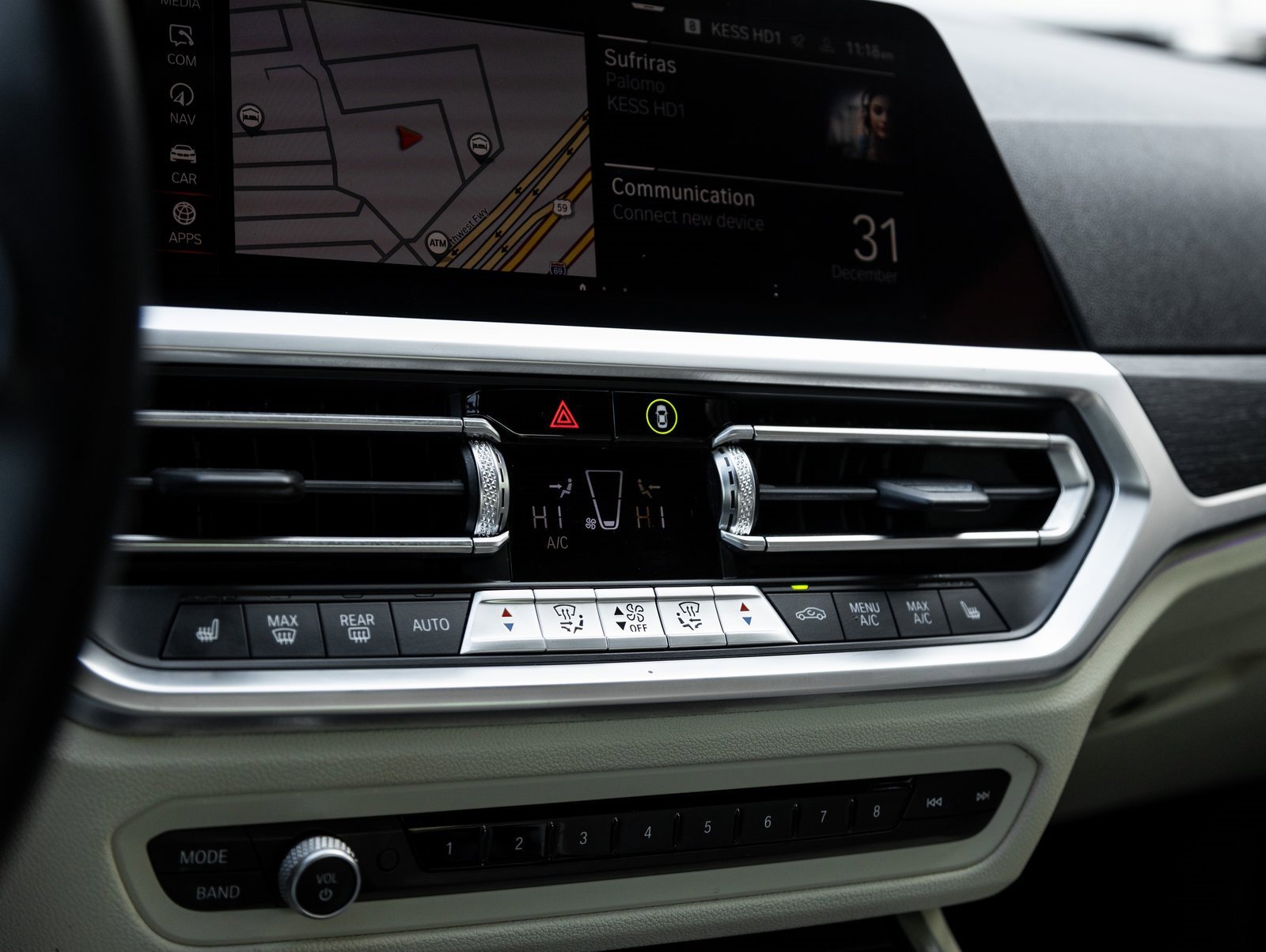 Used 2022 BMW 330i Sedan w/ Premium Package image 25