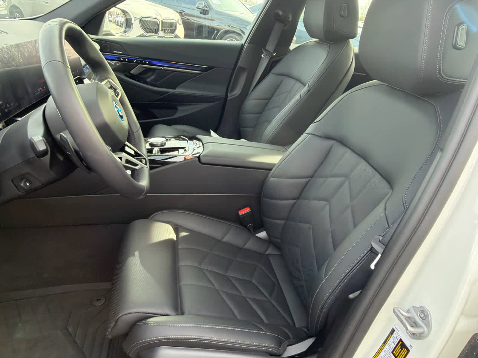 Certified 2026 BMW 550e xDrive AWD/4WD image 58