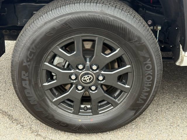 Used 2025 Toyota 4Runner SR5 image 15