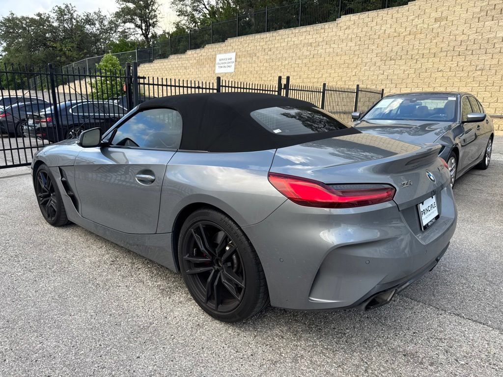 Certified 2024 BMW Z4 M40i w/ Premium Package RWD image 6