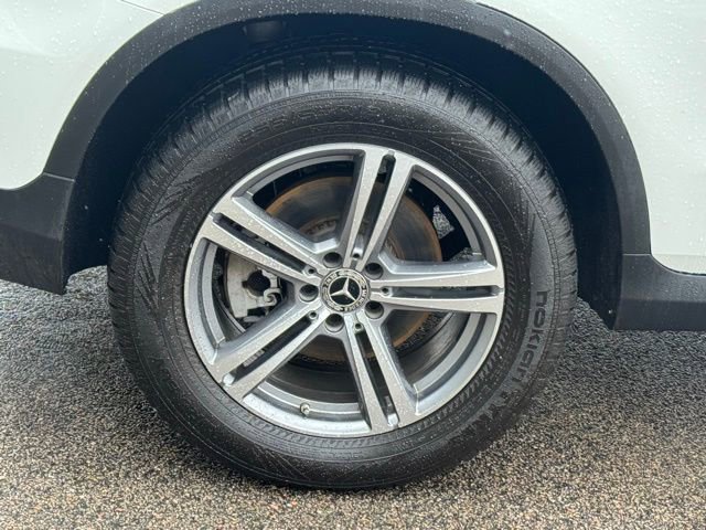 Used 2021 Mercedes-Benz GLC 300 4MATIC image 14